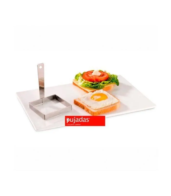 Huevo cuadrado en sándwich
