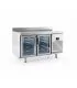 mesa refrigerada con puertas de cristal