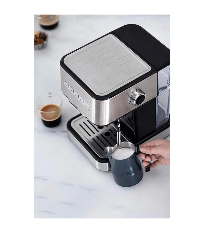 cafetera espresso con varilla para leche