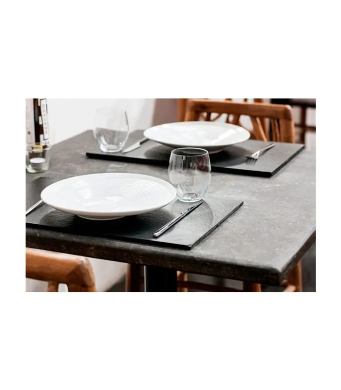 Plato hondo hostelería