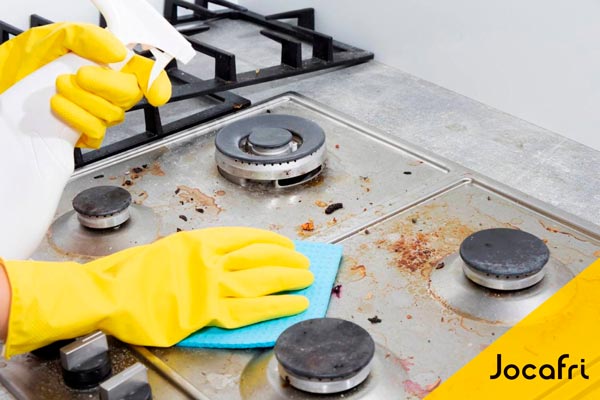 Consejos para limpiar la cocina de tu restaurante